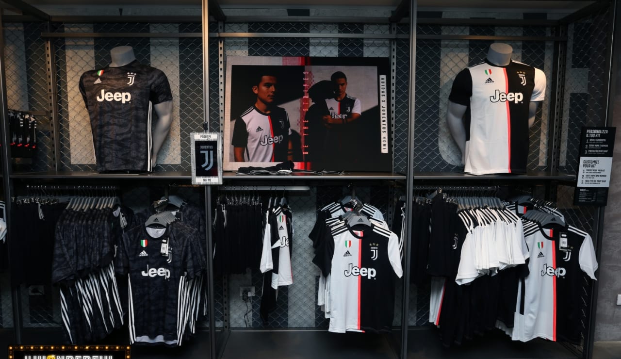 storeroma12.jpg