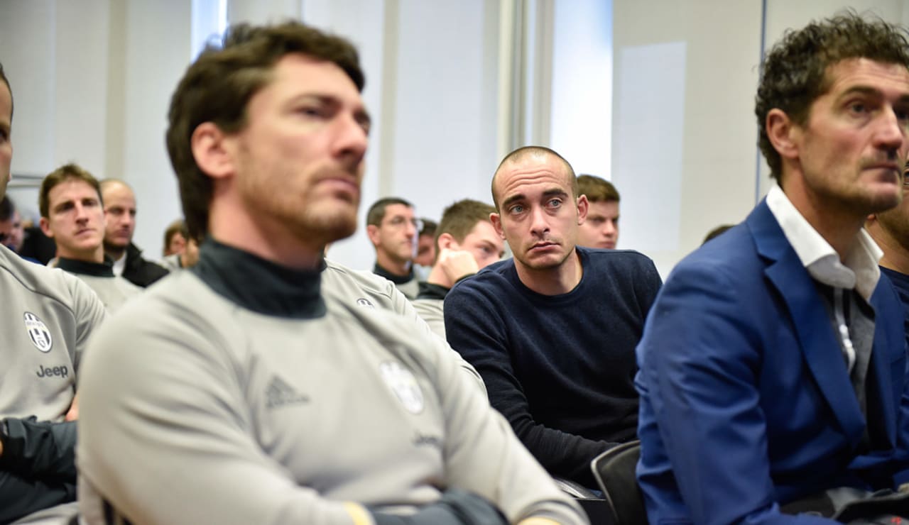 2016_12_15_corso_formazione-3248.jpg