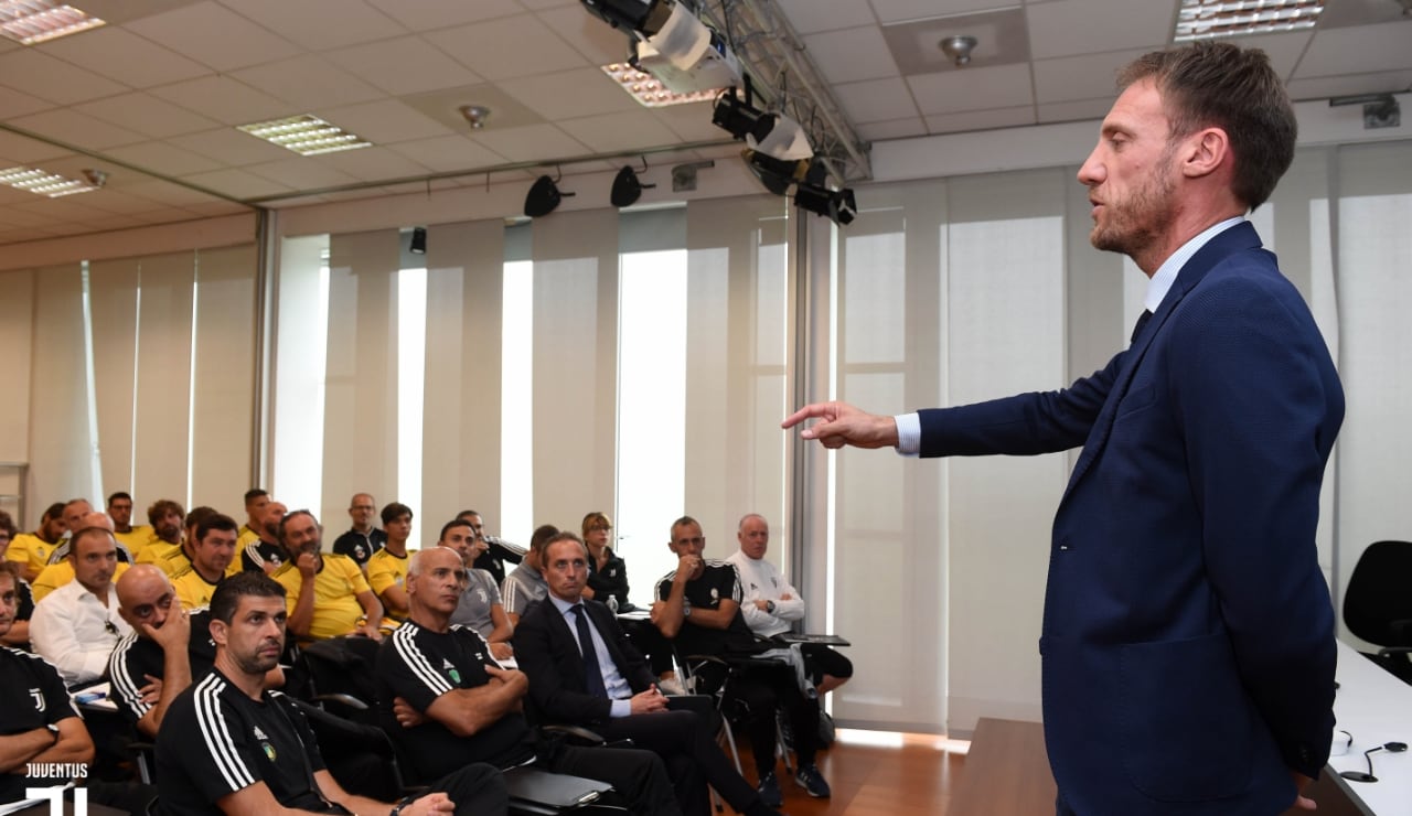 scuolecalcio12.jpg