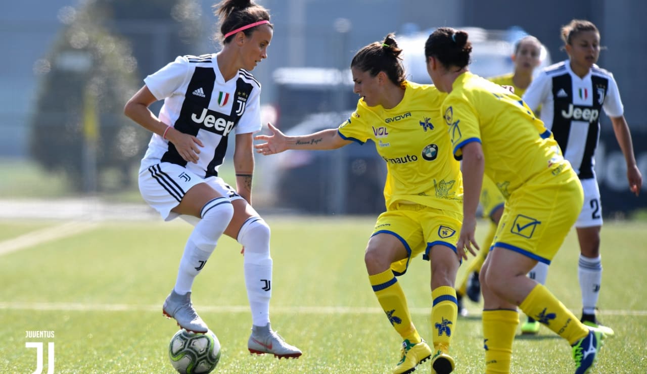 1_women_JChievo01.jpg