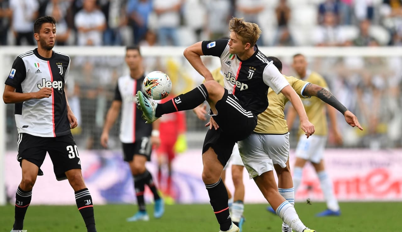 08_775385376VP029_Juventus_v_S_.JPG