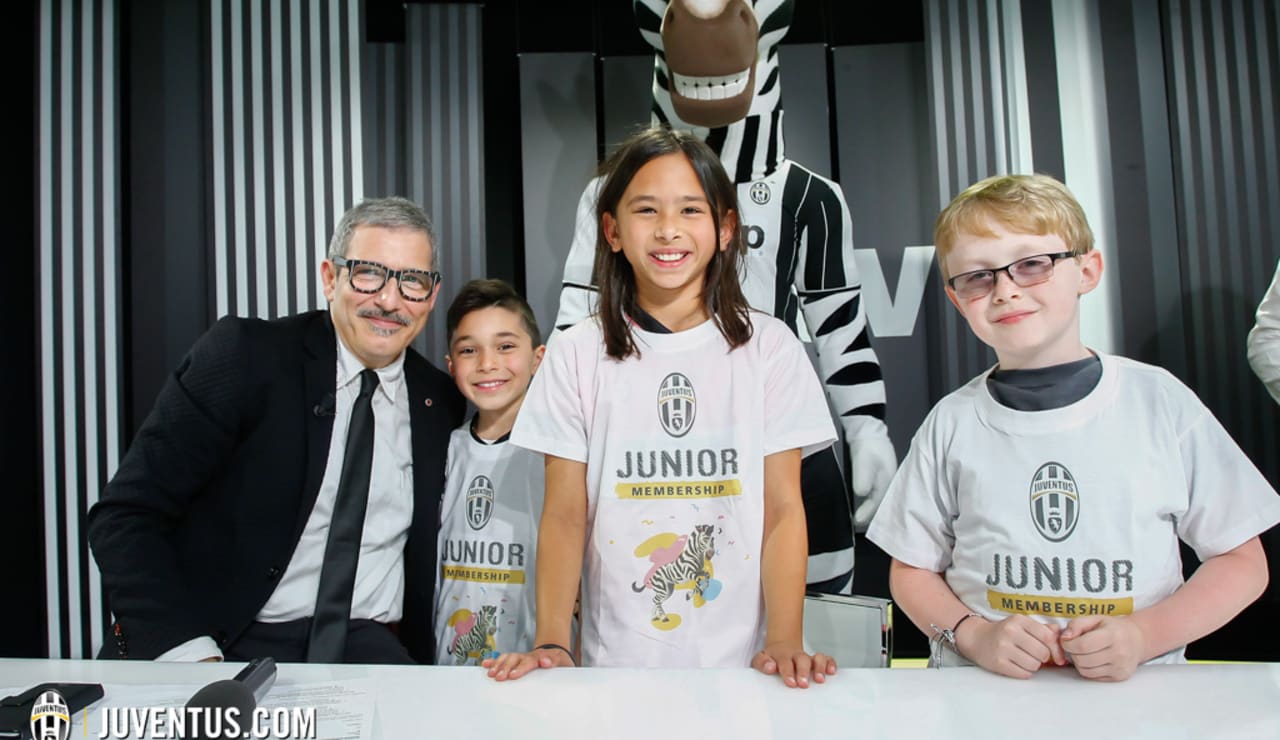 junior_member_usa-02.jpg