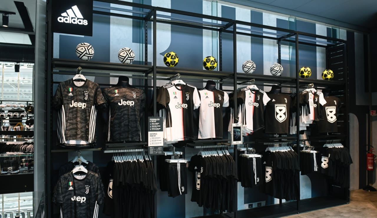 storetorino42.jpg