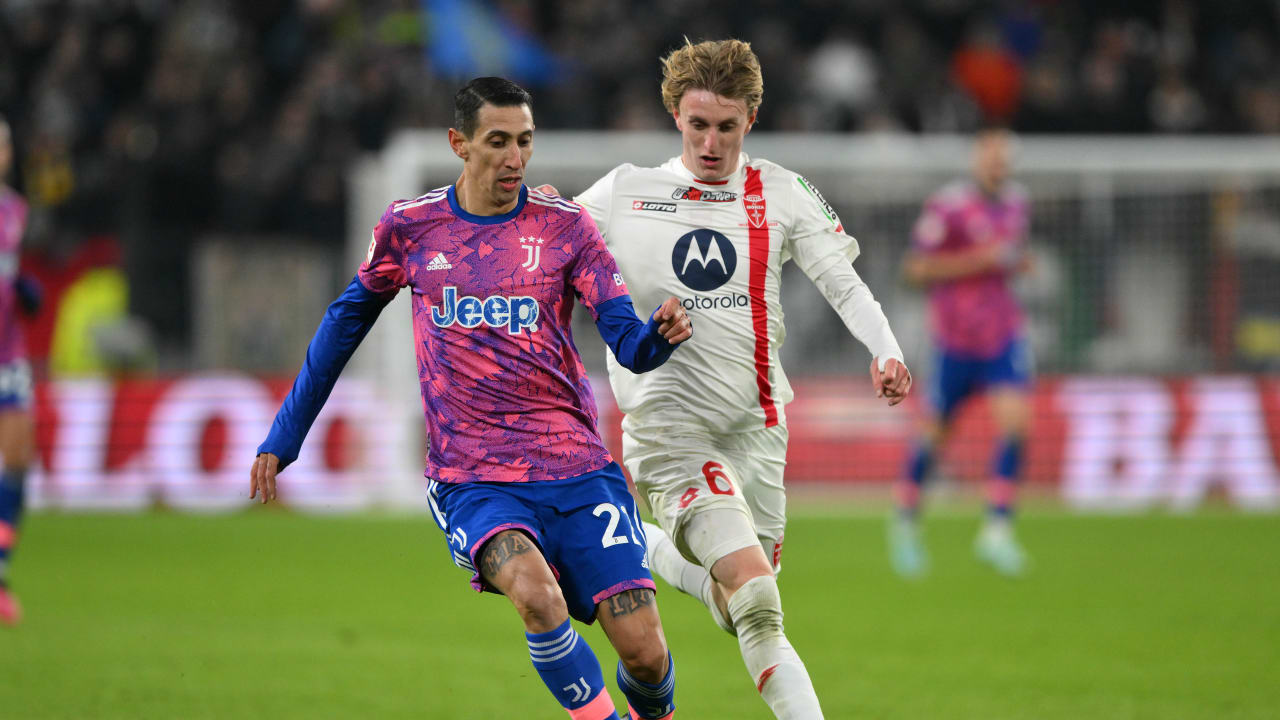 Angel Di Maria e Nicolò Rovella all'Allianz Stadium in Juventus-Monza