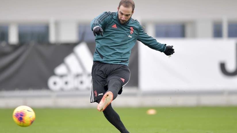 Training | Higuain Cam