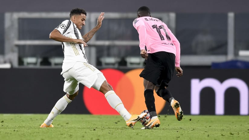 Juventus - Barcellona | Danilo: «Dobbiamo essere più cattivi mentalmente»