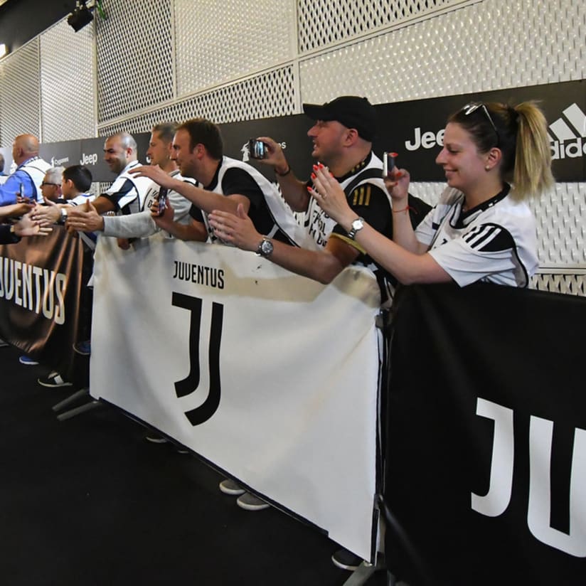 Juventus-Bologna, walk about Official Fan Club