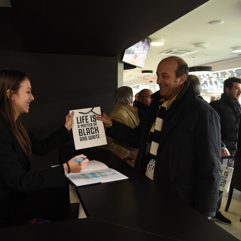Collectors' Day in the Legends Club