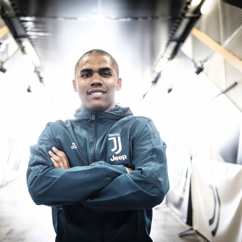Douglas Costa: An unforgettable debut season
