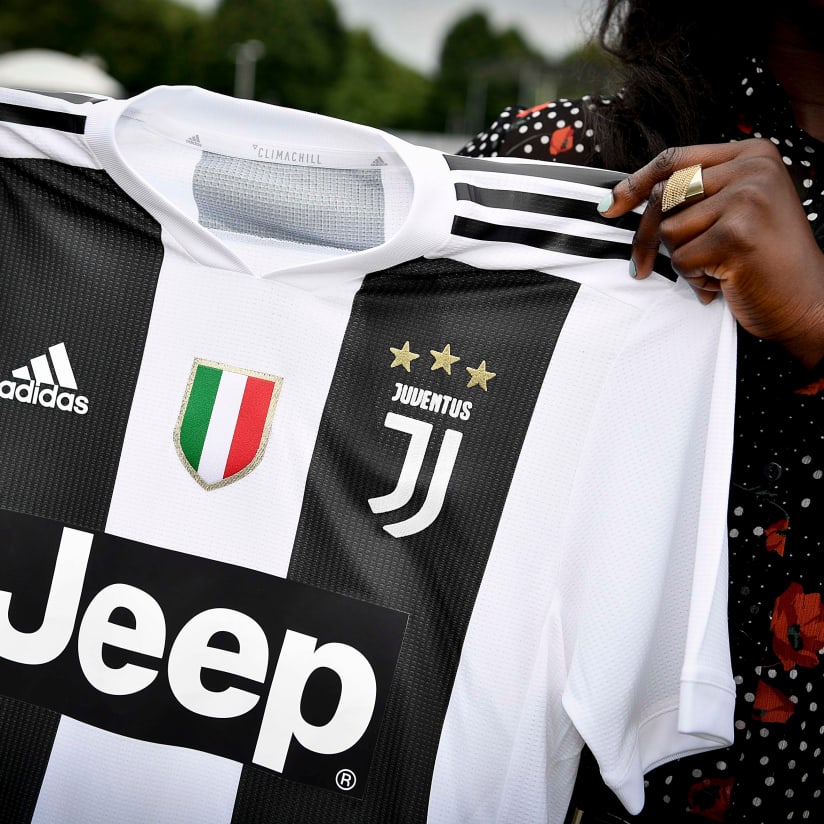 Eniola Aluko is a Juventus Women player!