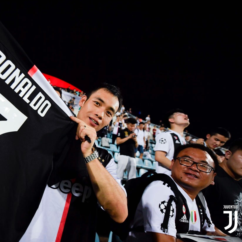 Bianconeri fans come out in their numbers