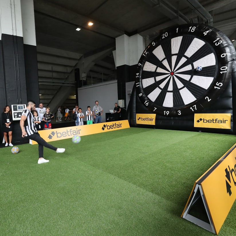 775205424_JF_8440_CD0909F4932A4D172D80A412C7636F1B