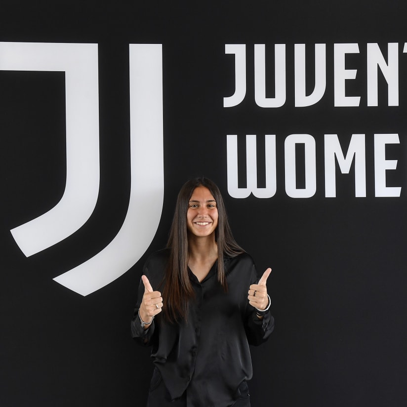 Chiara Beccari signs first professional contract with Juventus Women