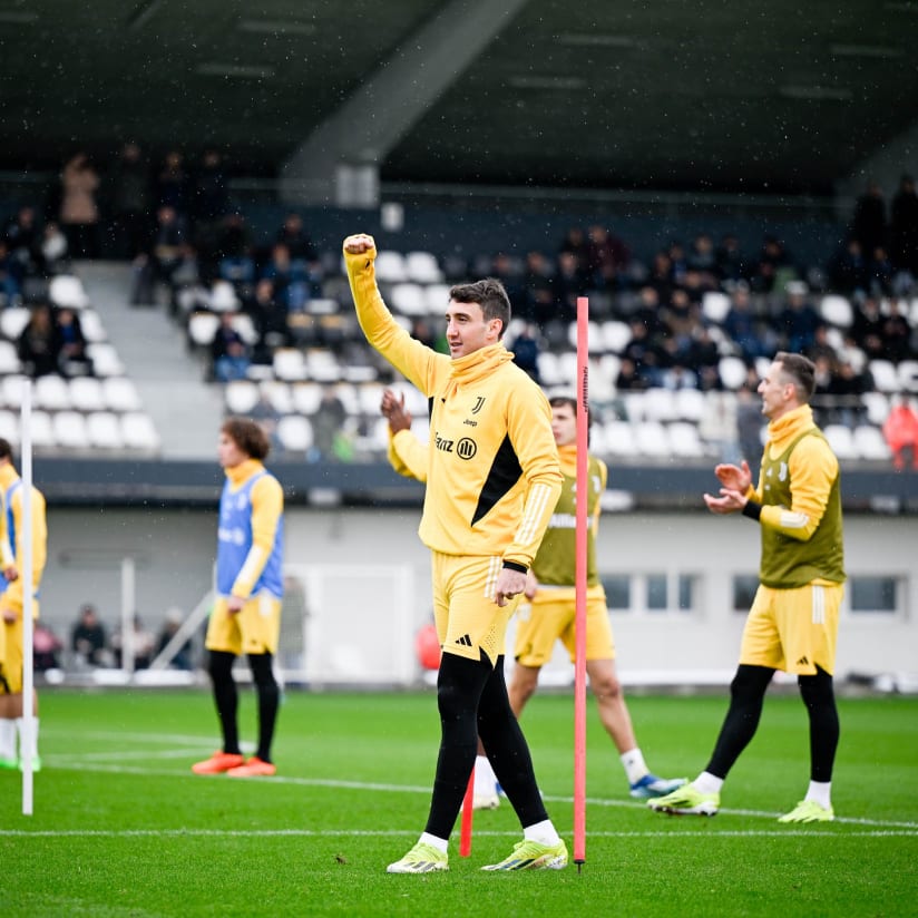 Training Center | With our fans behind us before Napoli