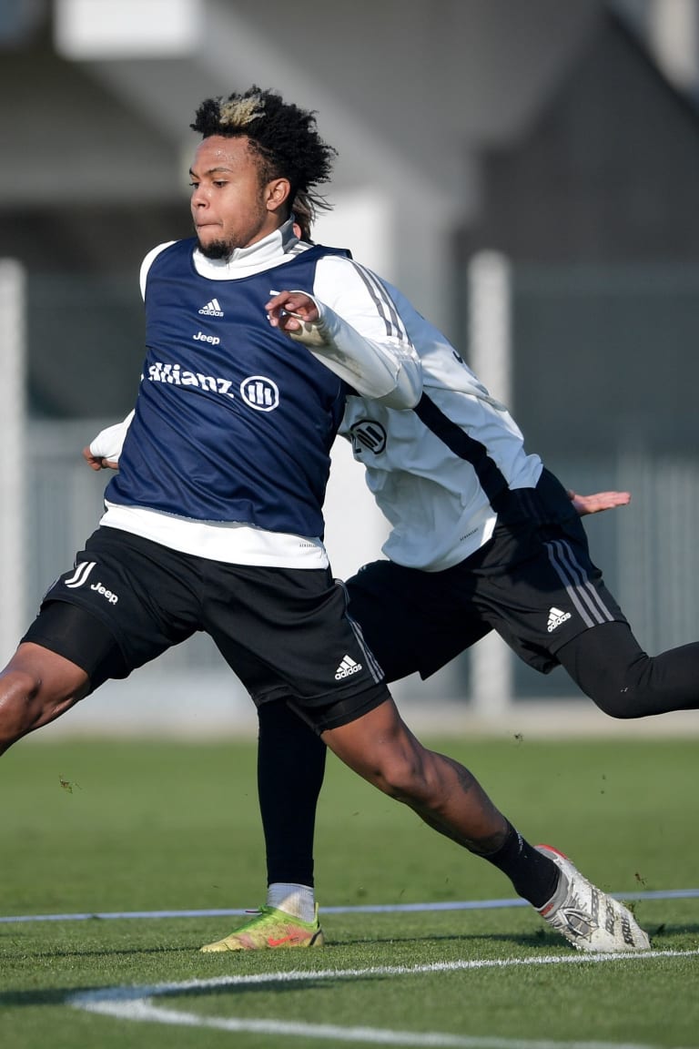 Allenamento con i tifosi: lo show di Weston per i fans!