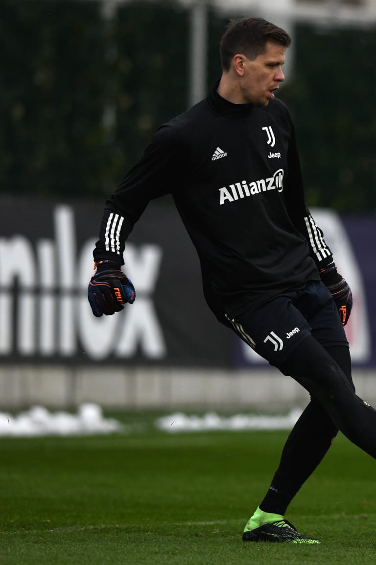 Training Center | Back on the pitch with eyes on Inter