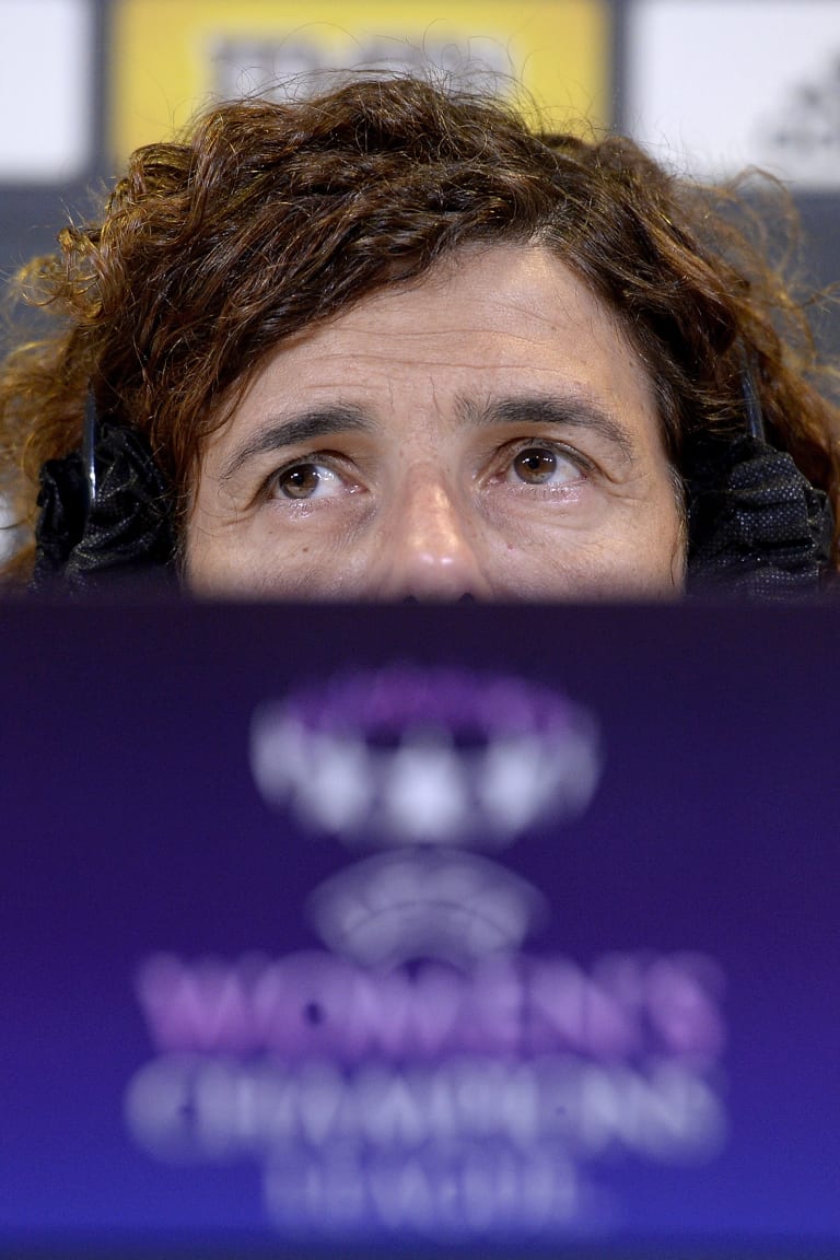 Women UWCL press conference (6)