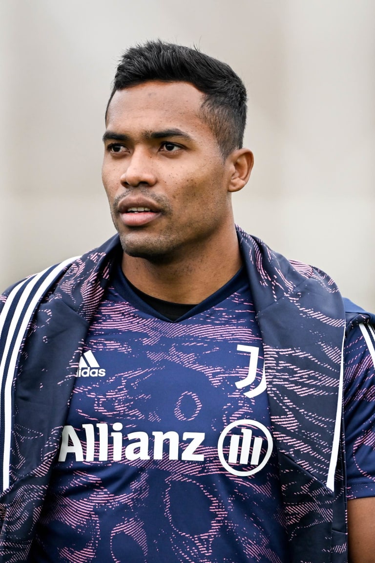 Benfica - Juventus | Alex Sandro: «Vogliamo vincere»