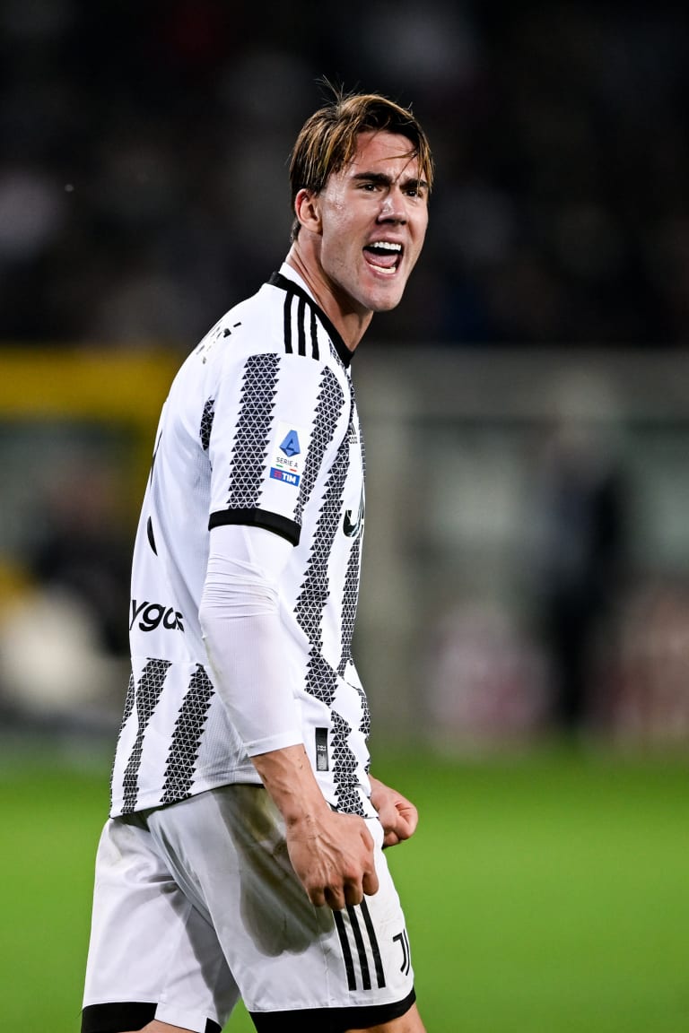 Focus on Dusan Vlahovic!