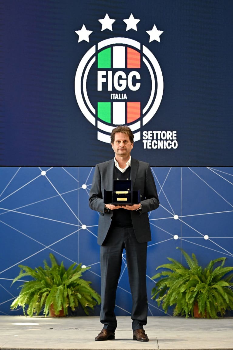 Joe Montemurro wins the Panchina d'Oro!