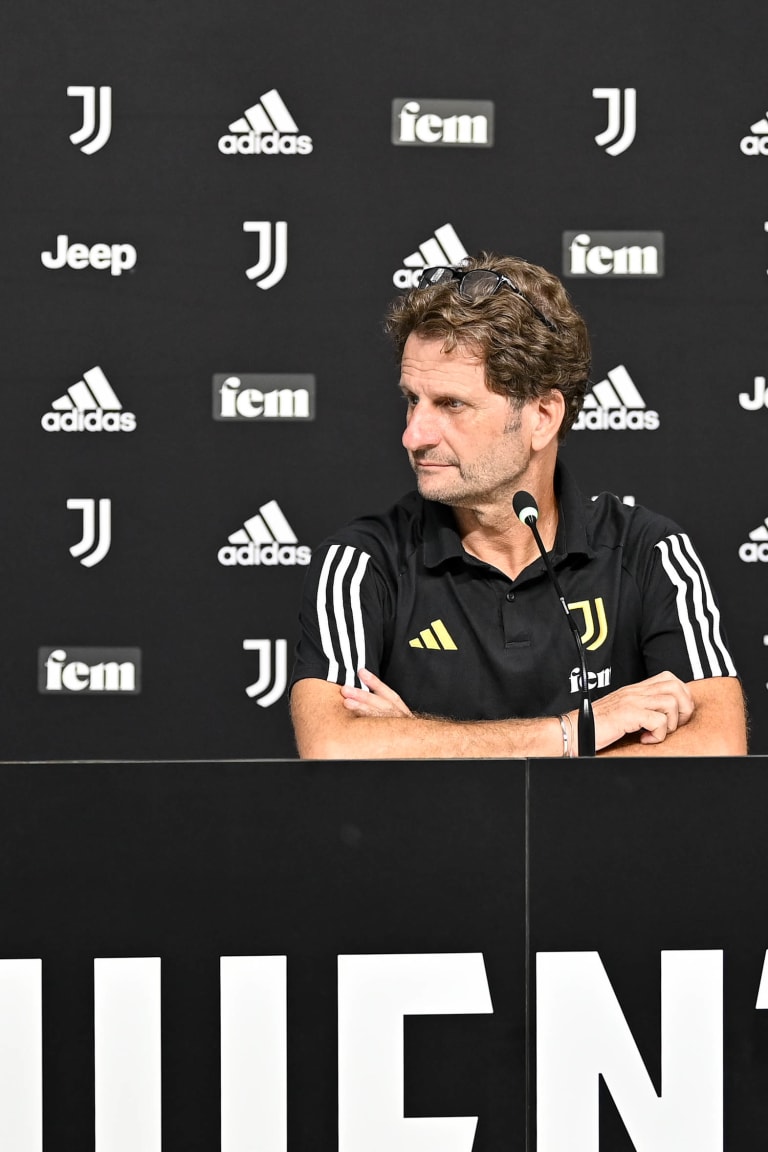 Women | Sara Gama e Mister Montemurro presentano Juventus - Ozkhetpes